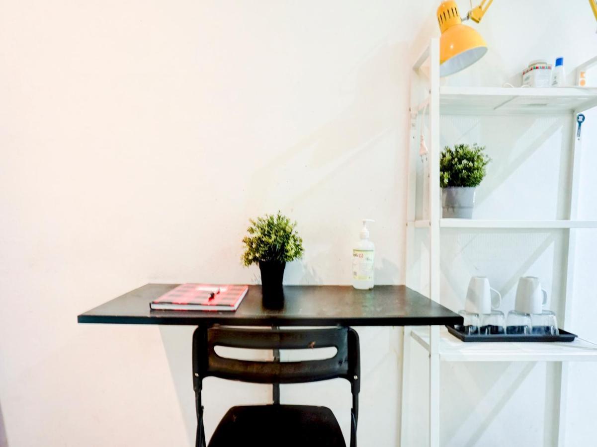 Oyo 90438 Mampang 34 Residence Dżakarta Zewnętrze zdjęcie