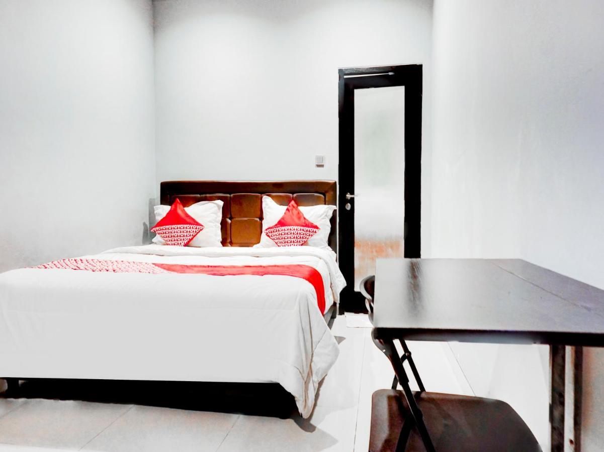 Oyo 90438 Mampang 34 Residence Dżakarta Zewnętrze zdjęcie