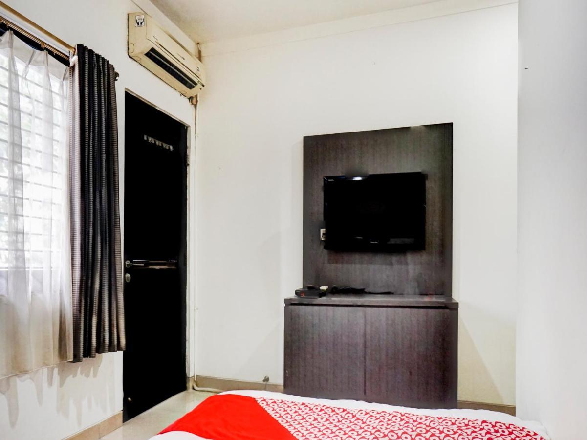 Oyo 90438 Mampang 34 Residence Dżakarta Zewnętrze zdjęcie