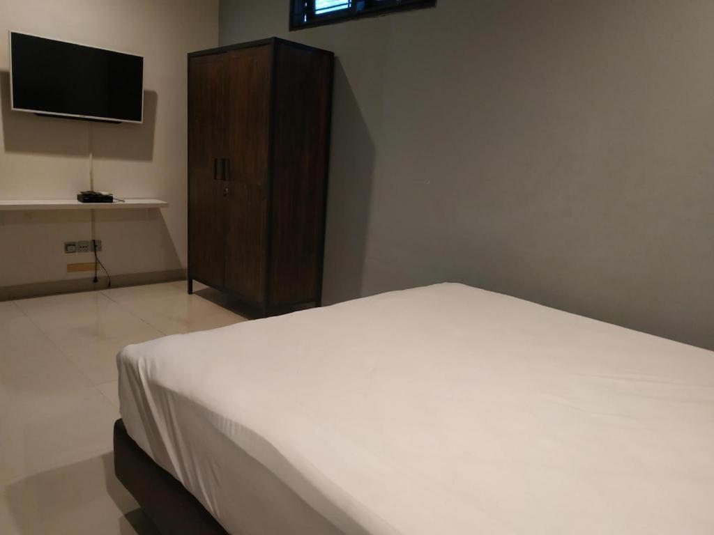 Oyo 90438 Mampang 34 Residence Dżakarta Zewnętrze zdjęcie